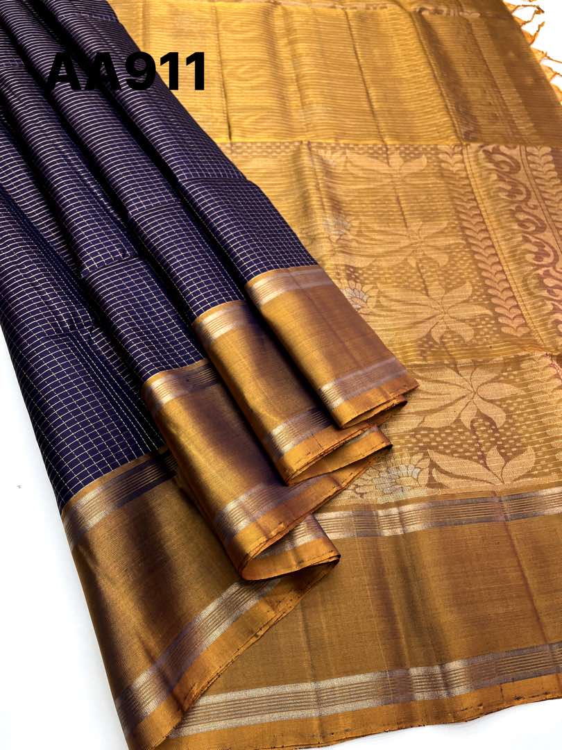 Beautiful Handloom Soft Silk Checked Design saree in Navy Blue with Olive Yellow color