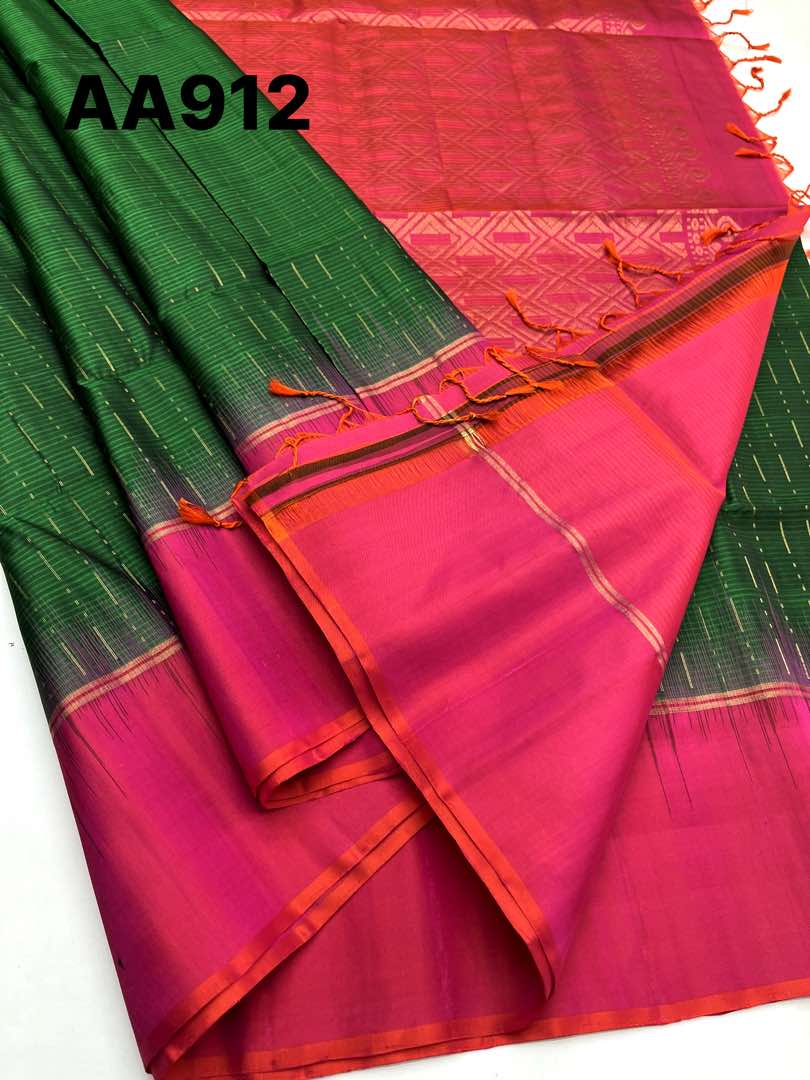 Beautiful Handloom Soft Silk Rain Drop saree in Green with Orangish Pink