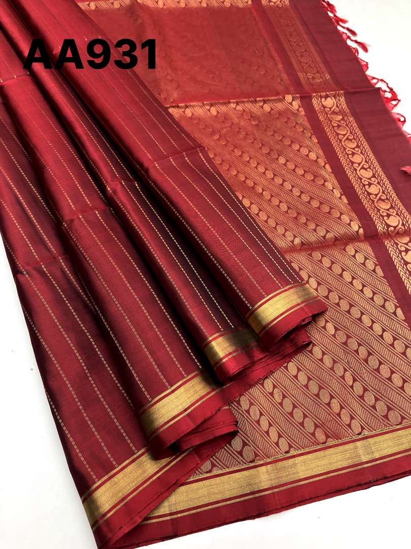 Beautiful Handloom Soft Silk Bhutta saree in Maroon color