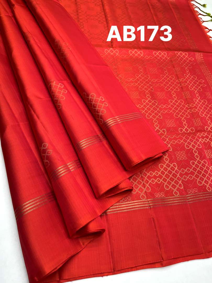 Beautifull Handloom Soft Silk Kolam saree in Strawberry