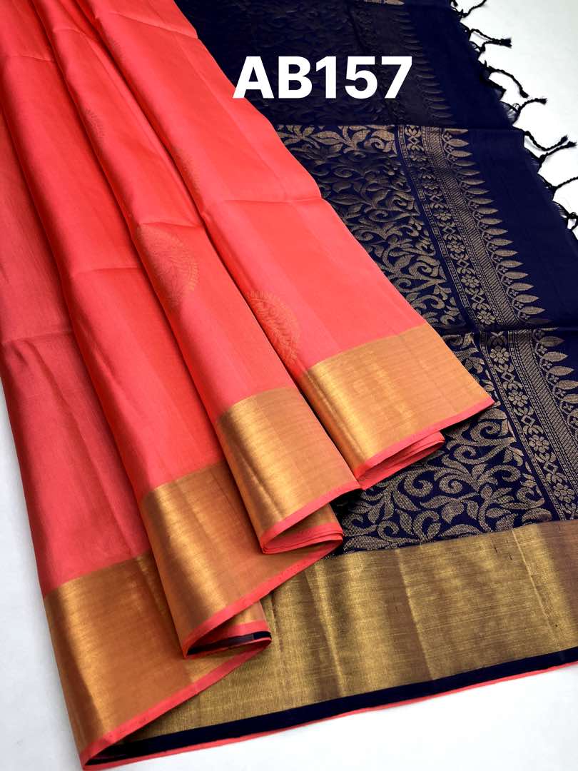 Beautifull Handloom Soft Silk Bhutta saree in Candy Pink with Royal Blue Color