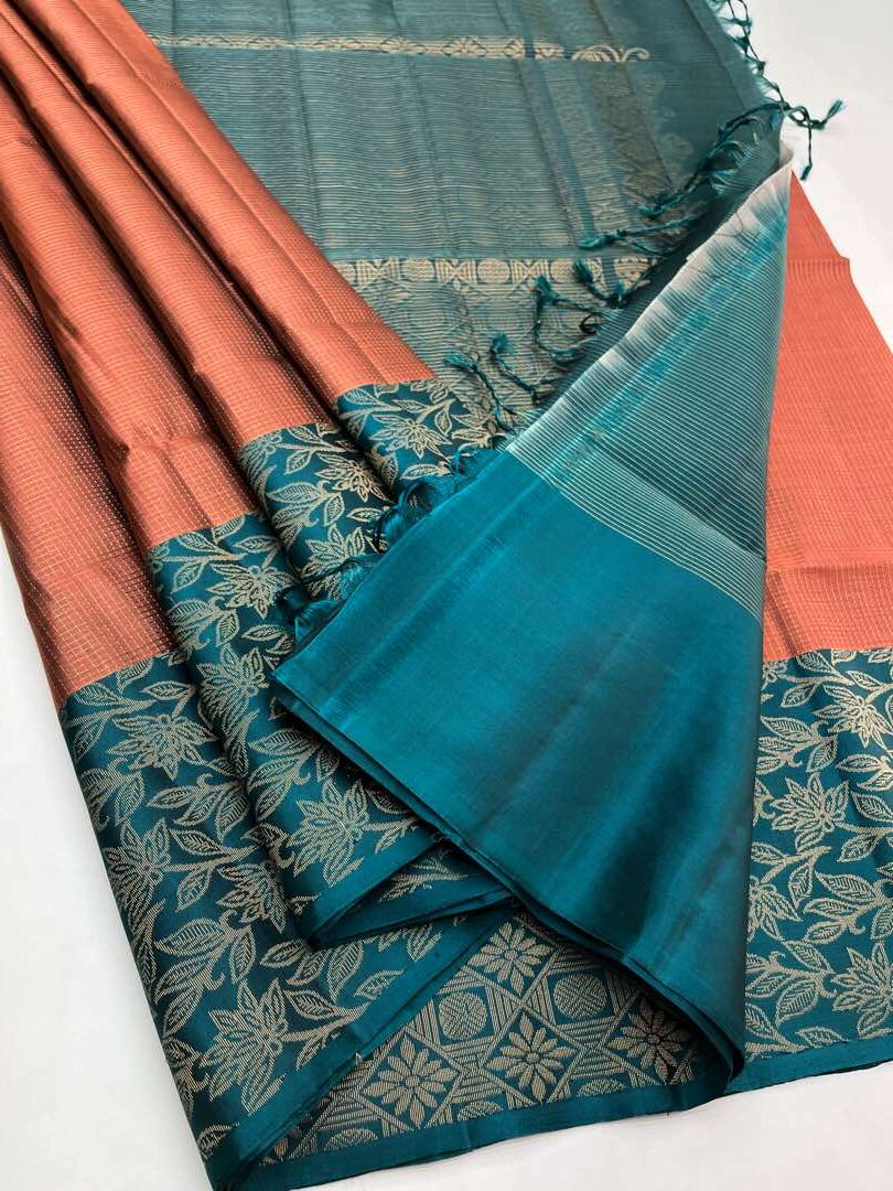 Beautiful Handloom Soft Silk Checked saree in Orange with Teal Green