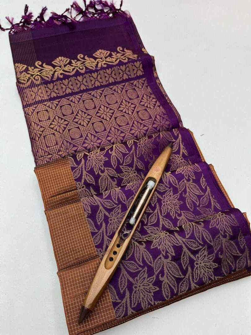 Beautiful Handloom Soft Silk Checked saree in Chocolate color with Purple