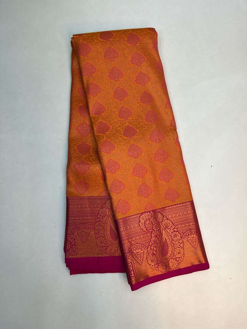 Beautiful Handloom Soft Silk Bridal saree in Orange with Pink