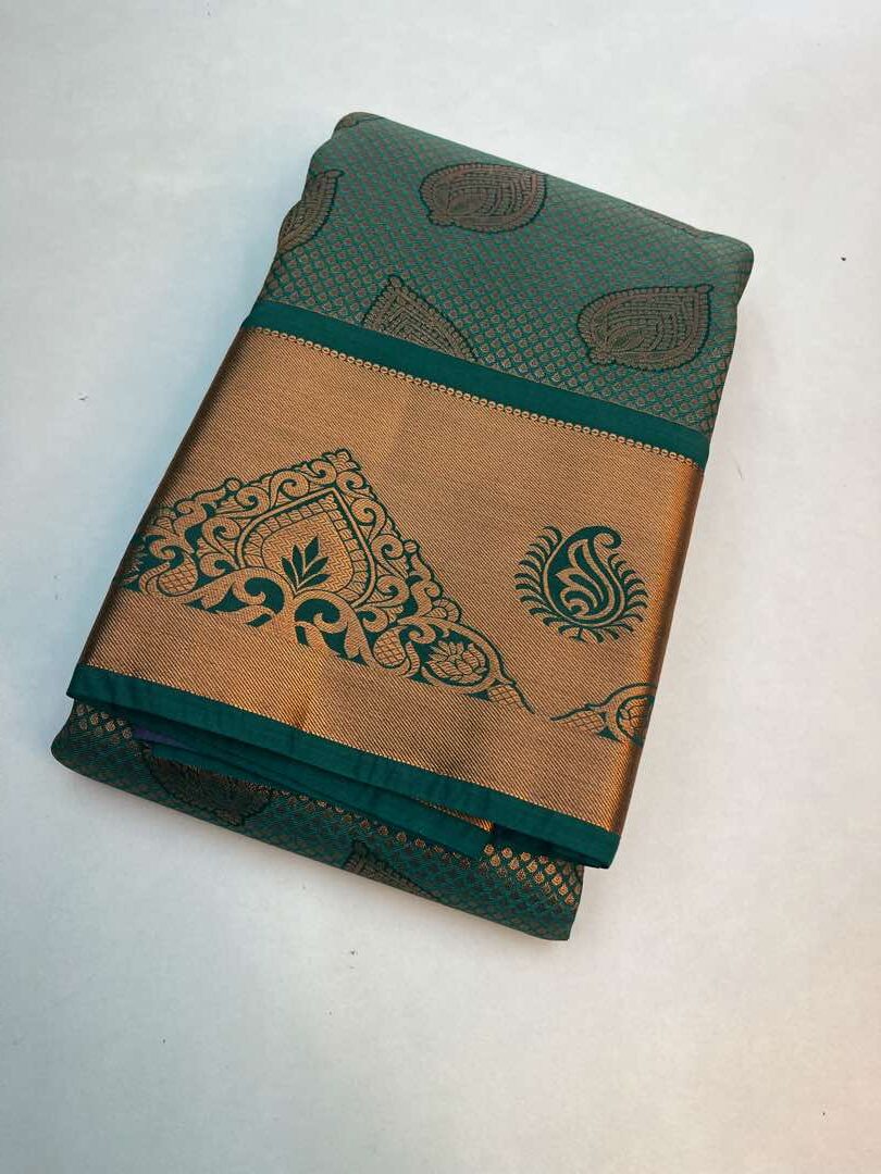 Beautiful Handloom Soft Silk Bridal saree in Green with Pink