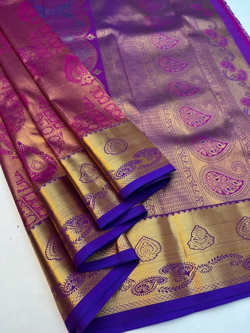 Beautiful Handloom Soft Silk Bridal saree in Pink with Purple