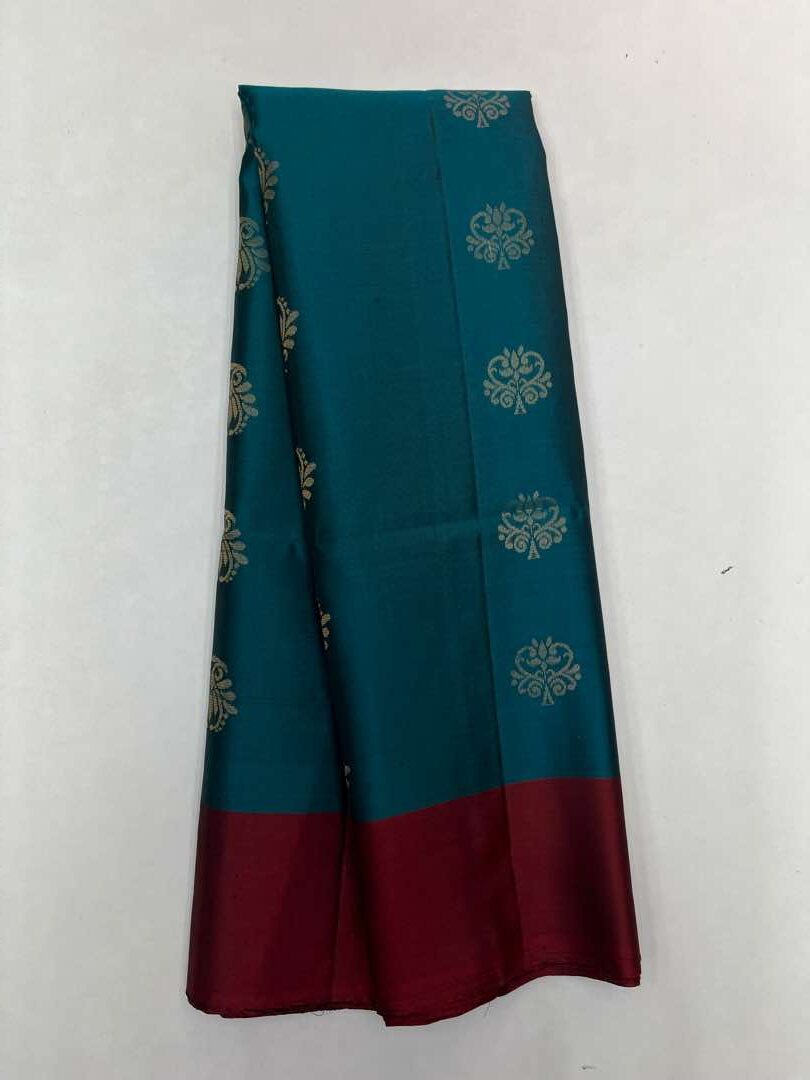 Beautiful Handloom Soft Silk Bhutta saree in Teal Green with Brown