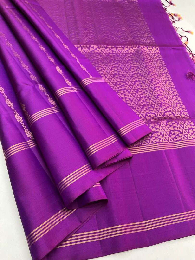 Beautiful Handloom Soft Silk Stripes saree in  Purple color