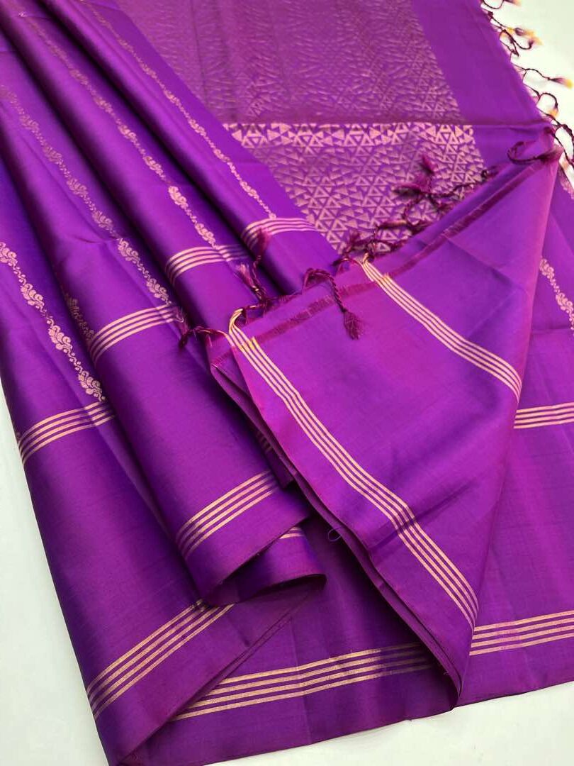 Beautiful Handloom Soft Silk Stripes saree in  Purple color