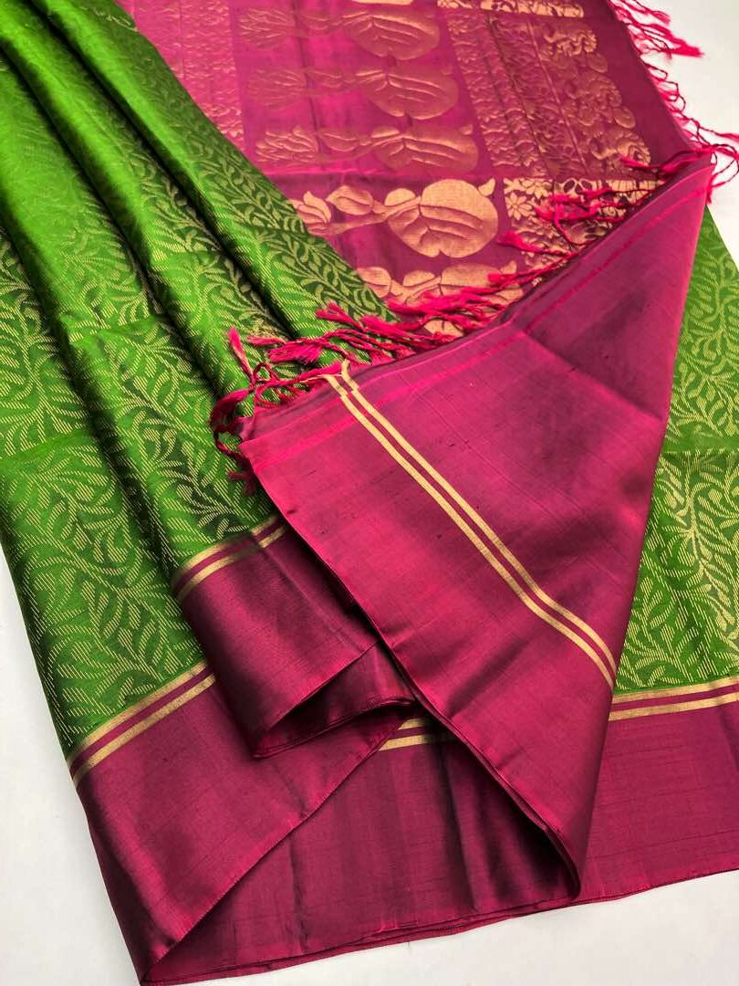 Beautiful Handloom Soft Silk Bridal saree in Green with Magenta Pink