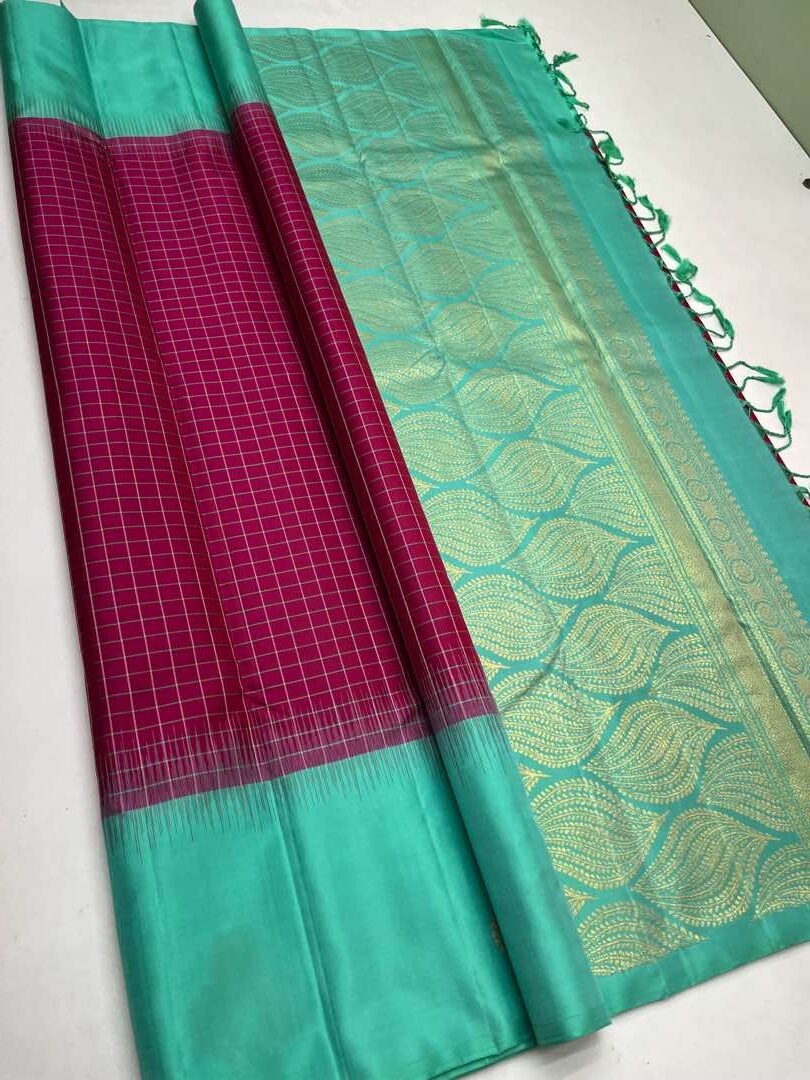 Beautiful Handloom Pure Soft Silk Checked Sareein Fancy Bhutta-Magenta Pink with Aqua Blue