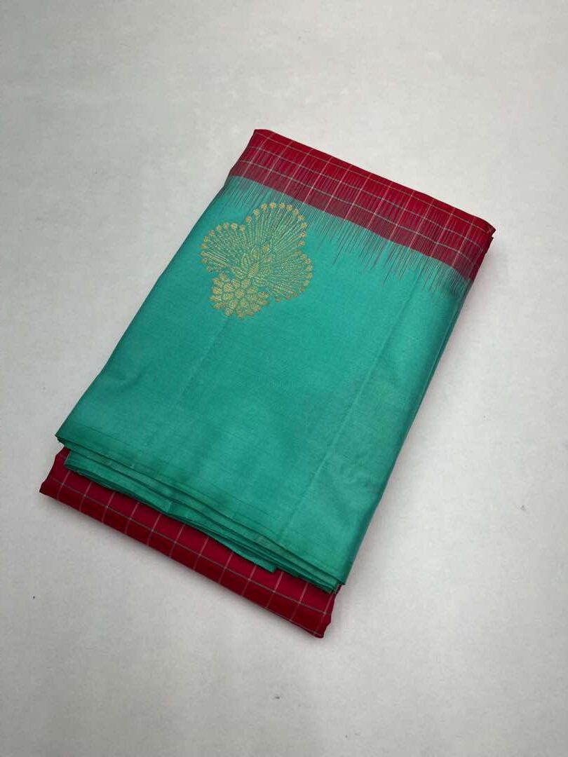 Beautiful Handloom Pure Soft Silk Checked Sareein Fancy Bhutta-Reddish Pink with Aqua Blue