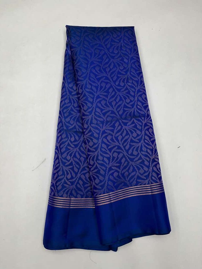 Beautiful Handloom Soft Silk Bridal saree in Dual tone Blue