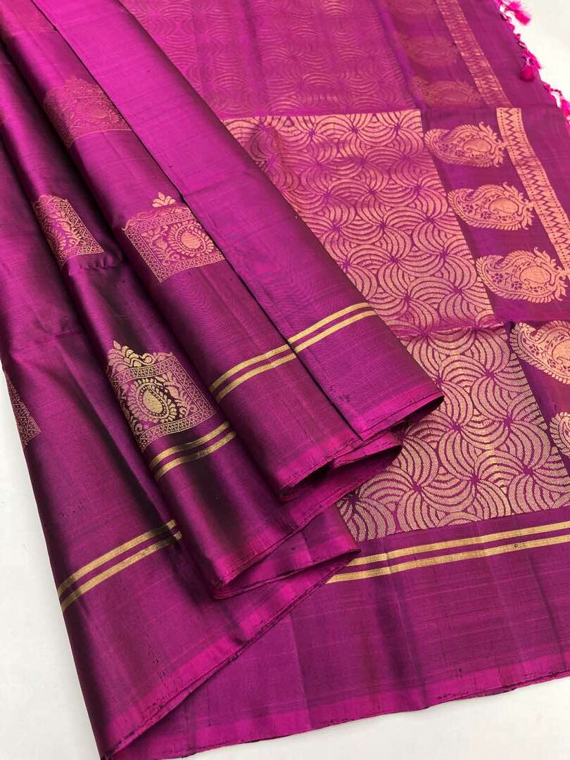 Beautiful Handloom Soft Silk Bhutta saree in Magenta Pink