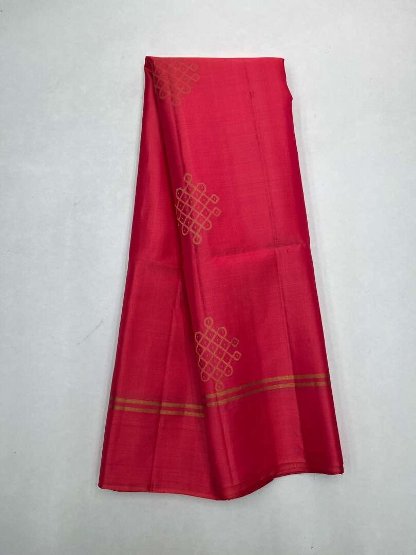 Beautiful Handloom Soft Silk Kolam saree in Light Pink