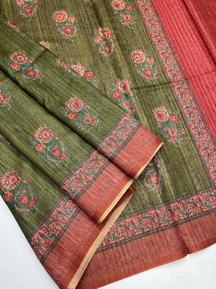 Green & Red - Fancy Saree