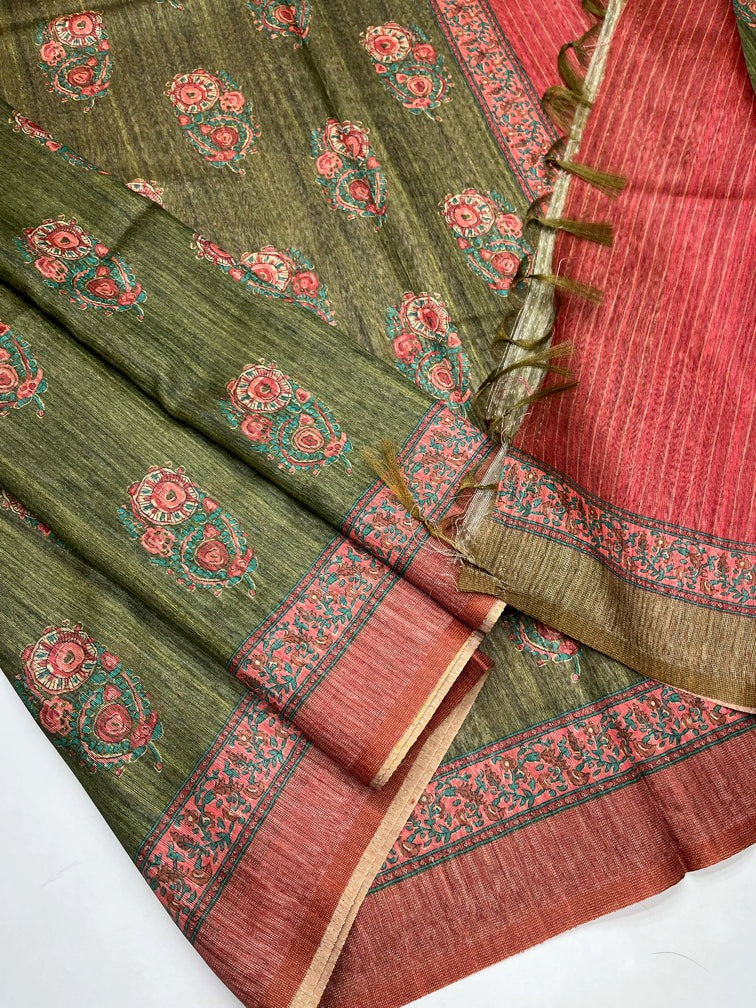 Green & Red - Fancy Saree