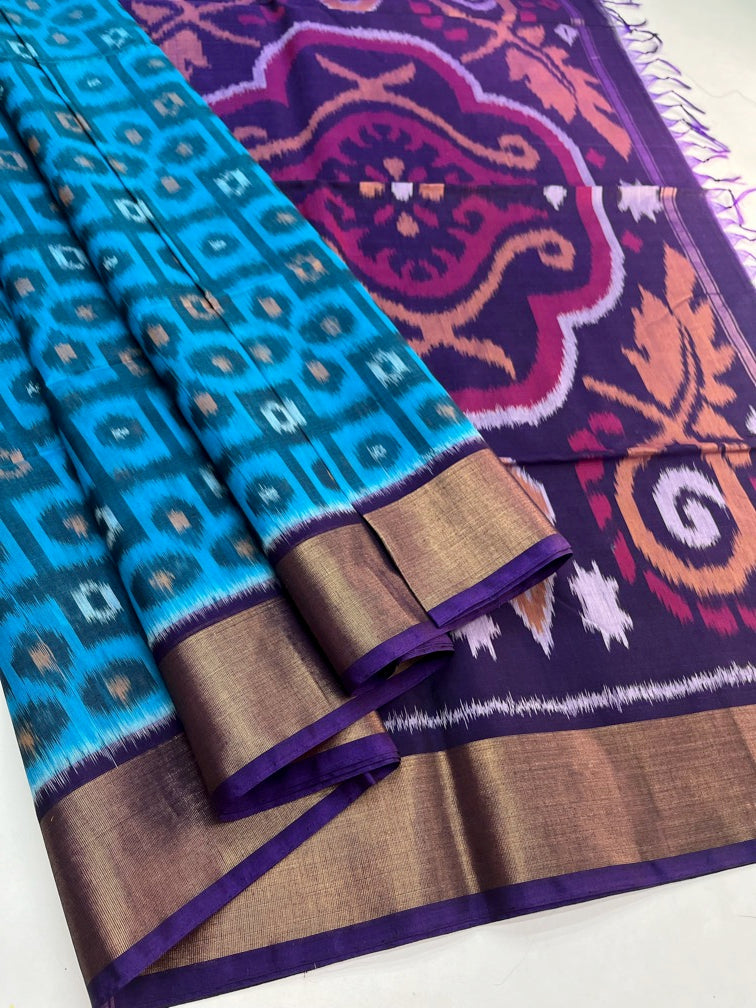 Blue & Voilet - Silk Cotton Pochampally Saree