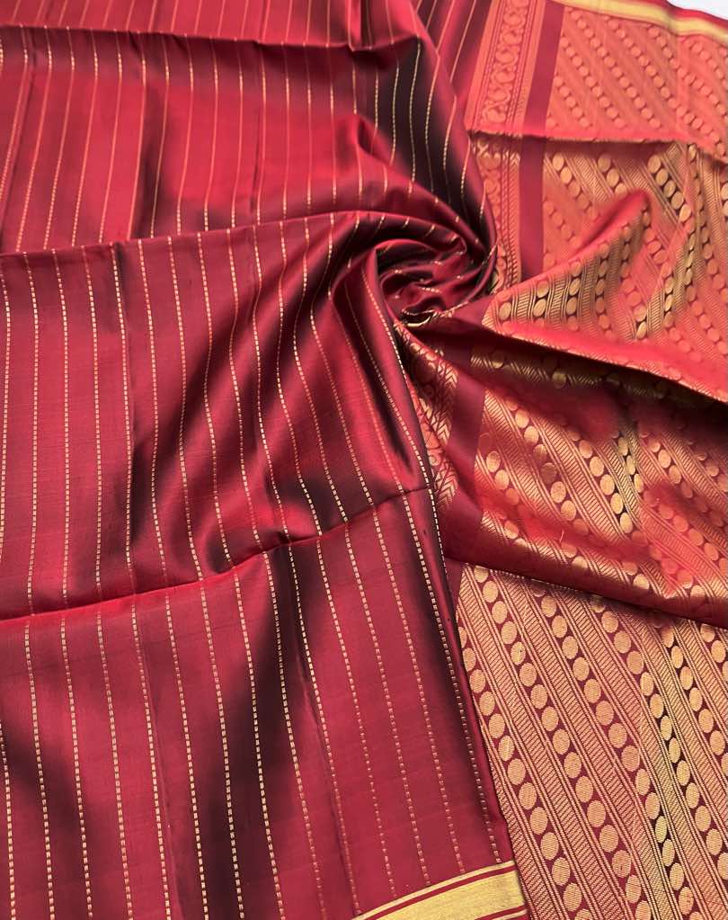 Beautiful Handloom Soft Silk Bhutta saree in Maroon color