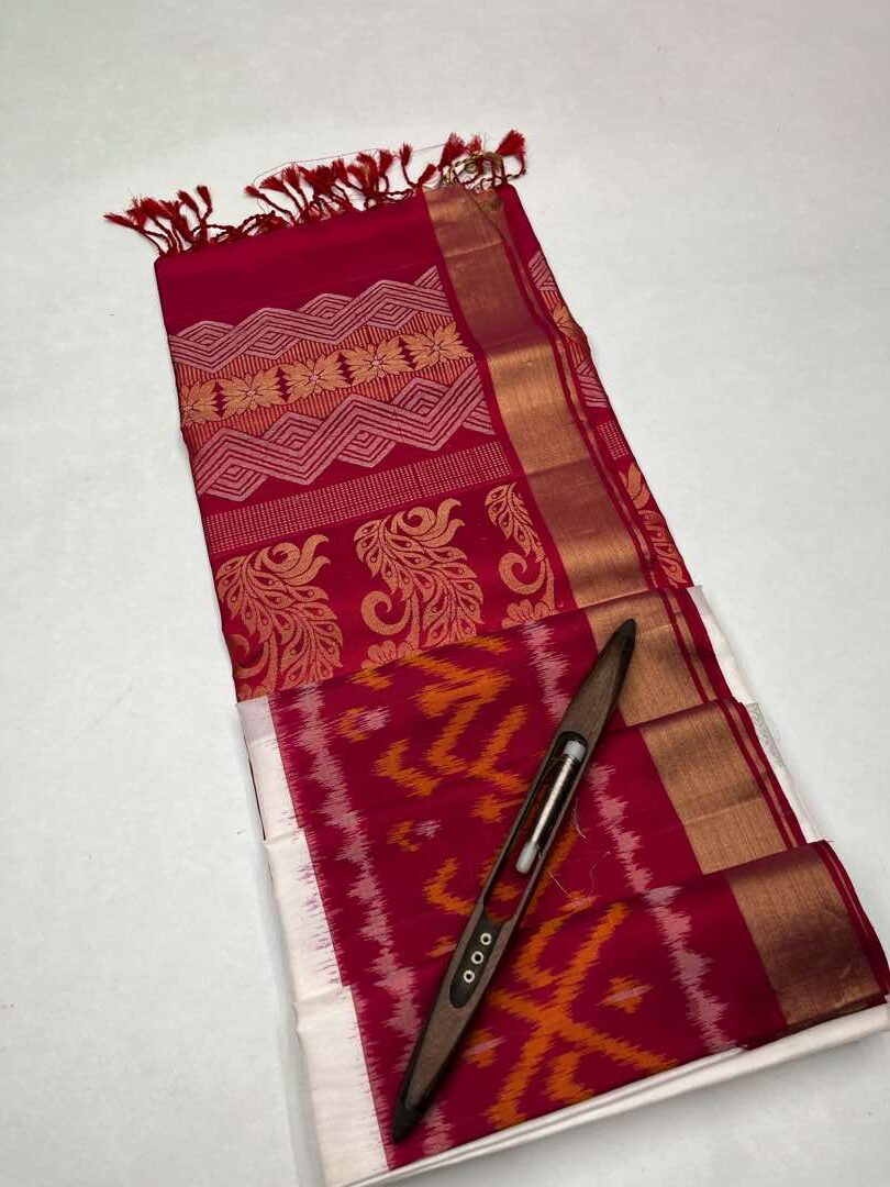 Beautiful Handloom Soft Silk Bhutta saree in White with Reddish Pink