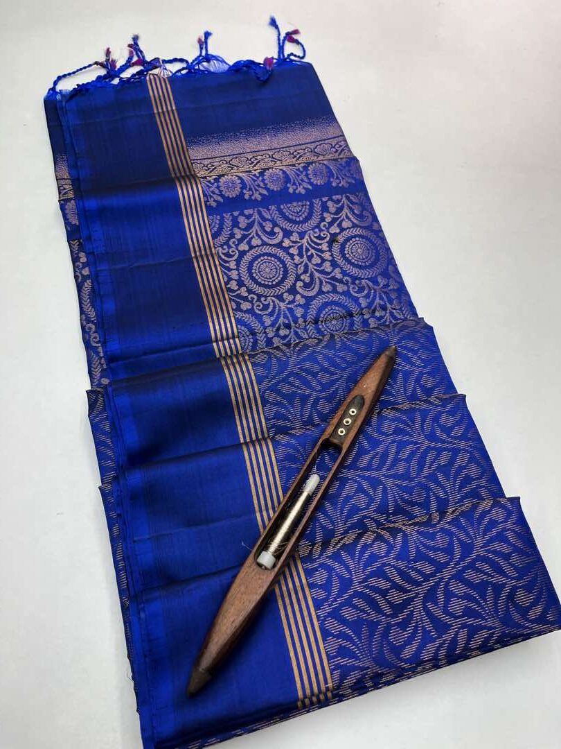 Beautiful Handloom Soft Silk Bridal saree in Blue color