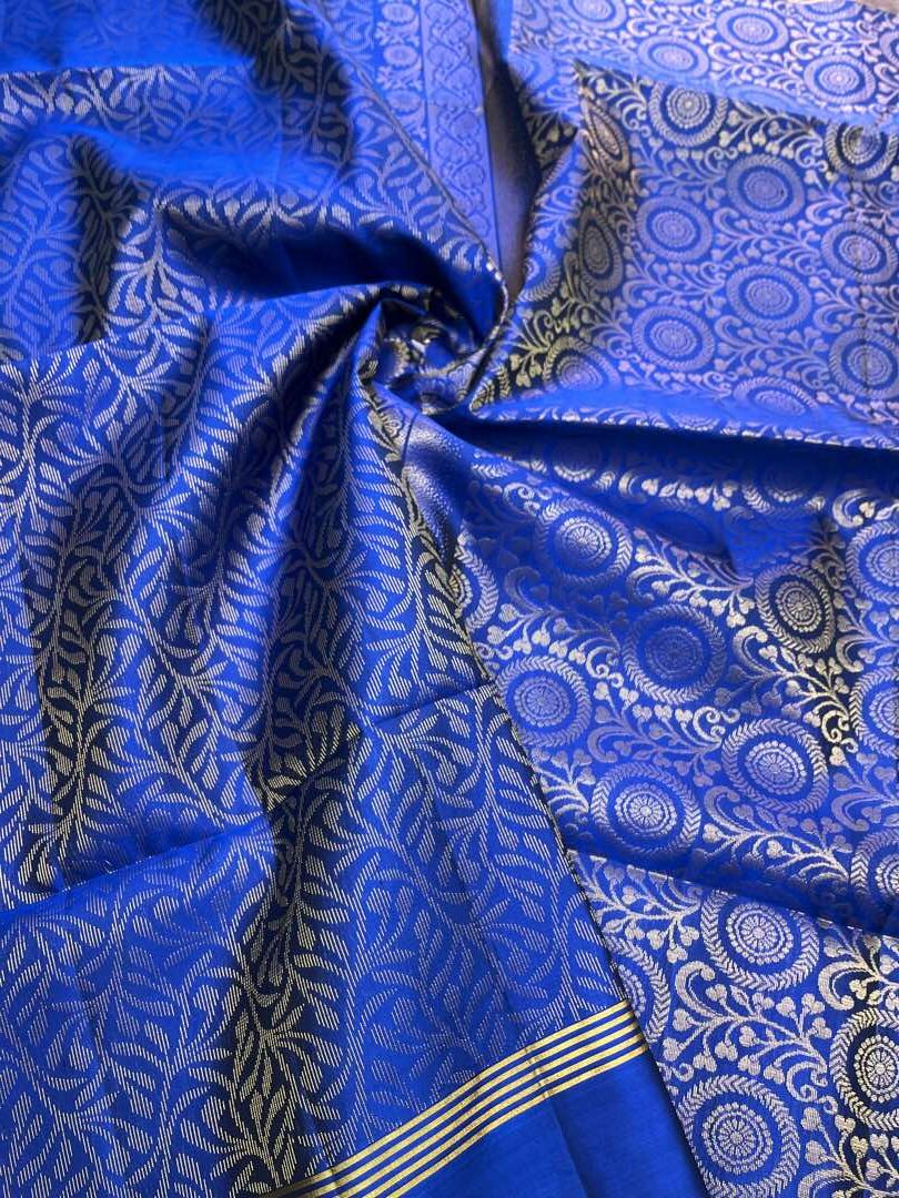 Beautiful Handloom Soft Silk Bridal saree in Blue color