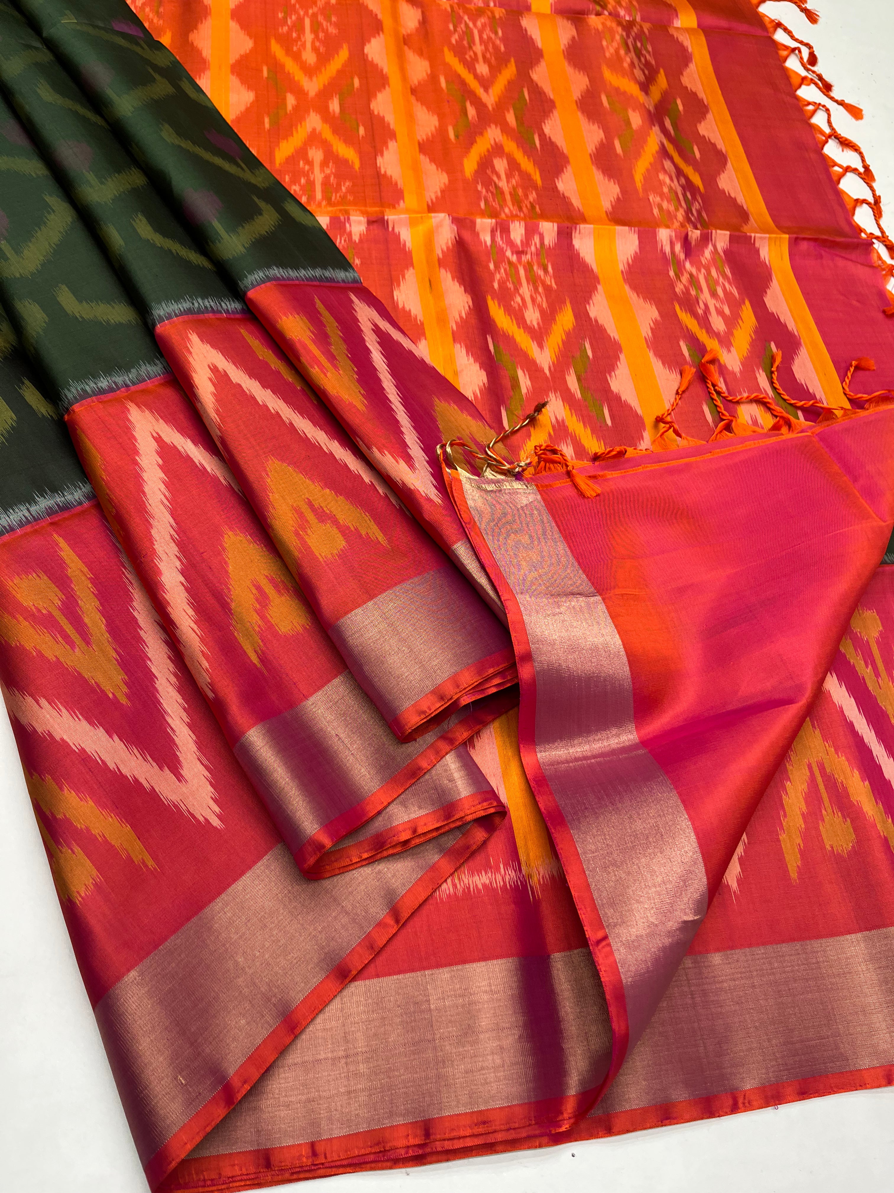 Green & Orangish Pink - Soft Silk Pochampally Saree