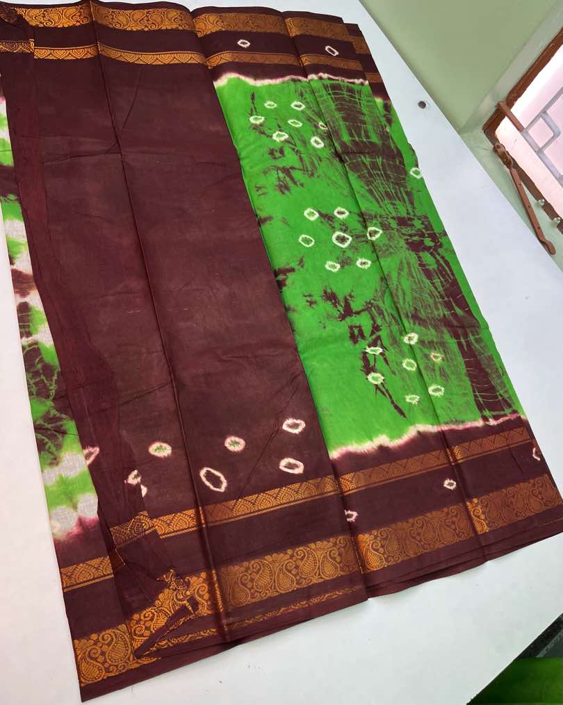 Chungudi cotton sarees with Bhandhini Design in Light Green