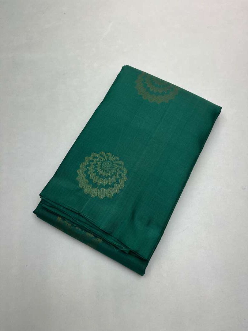 Beautiful Handloom Soft Silk Bhutta saree in Teal Green Color