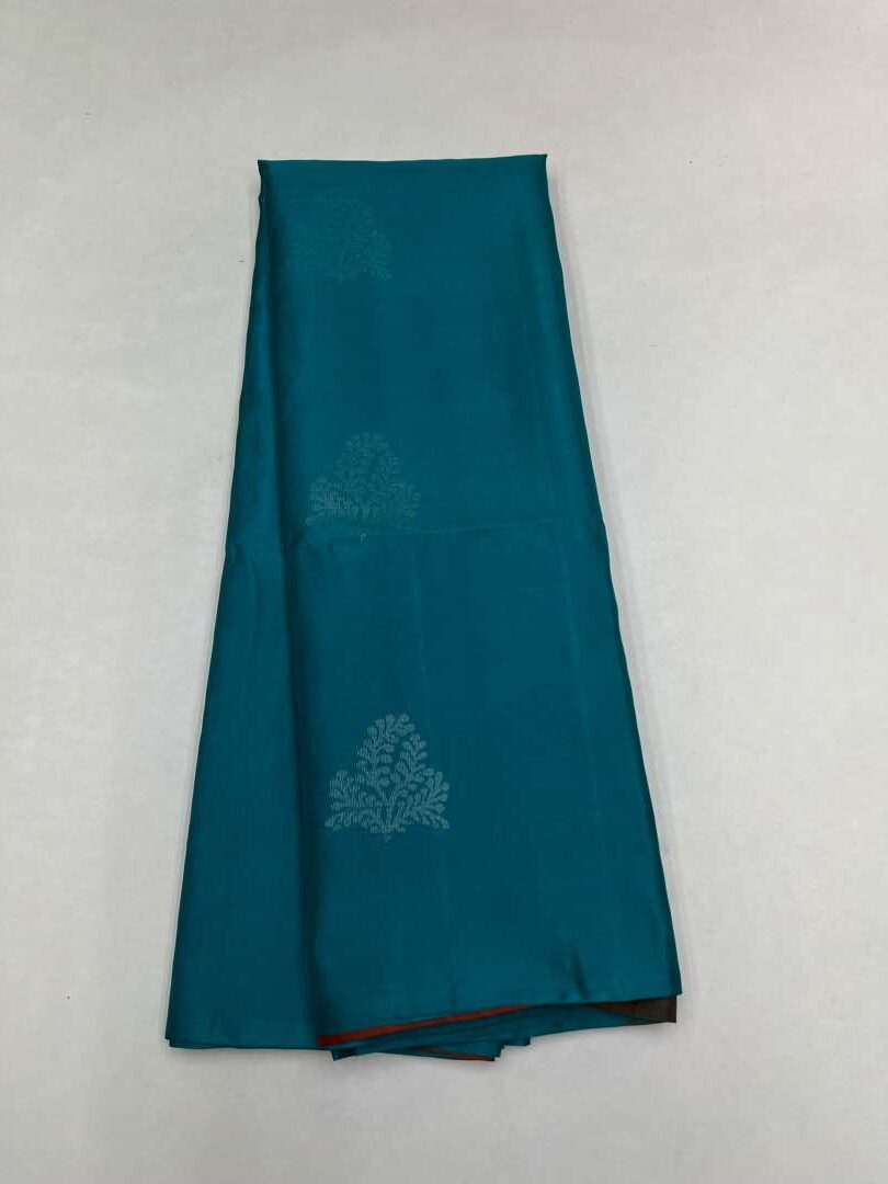 Beautiful Handloom Soft Silk Bhutta saree in Teal Blue with Red Color