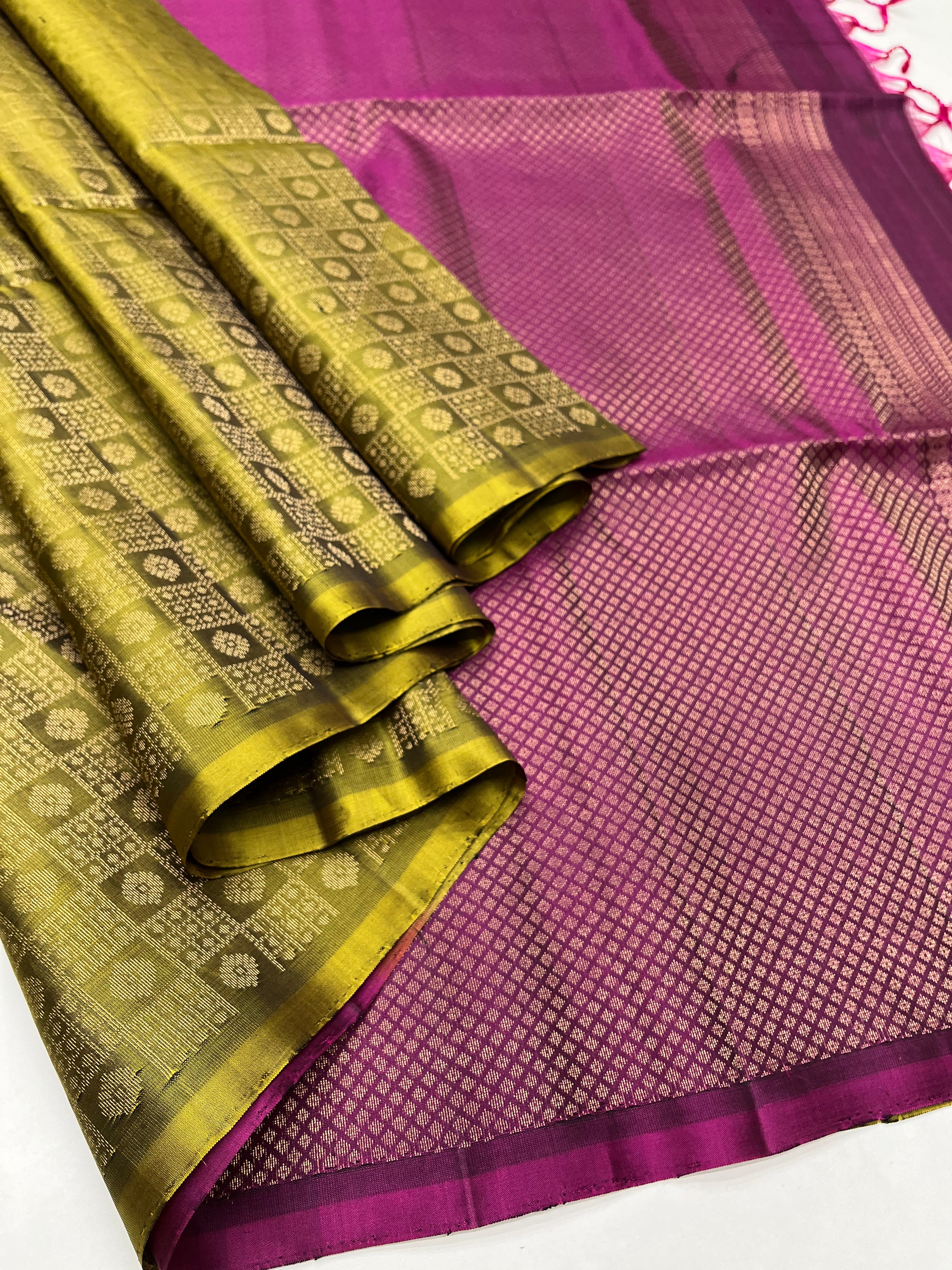 Green & Magenta - Soft Silk Saree