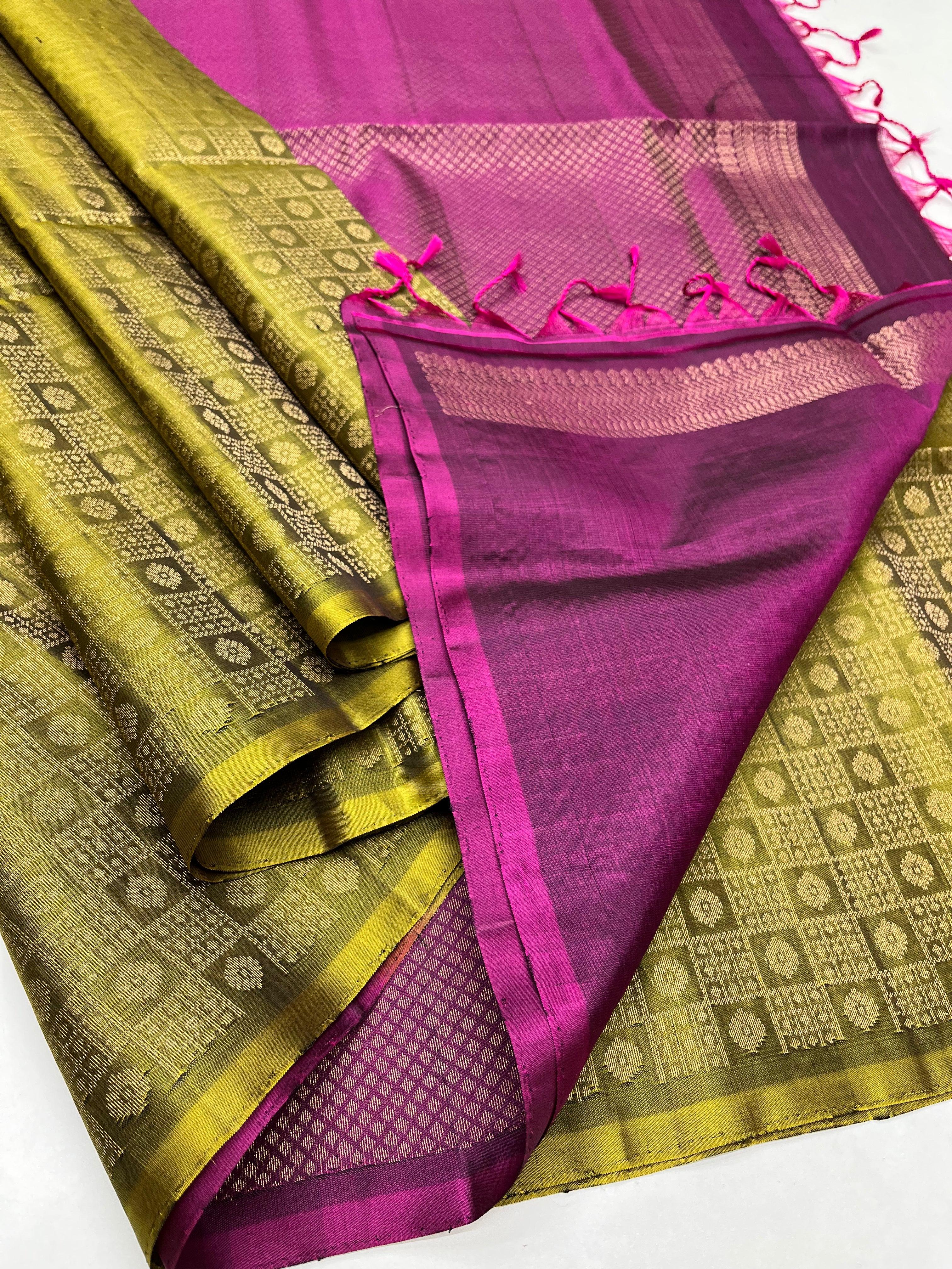 Green & Magenta - Soft Silk Saree