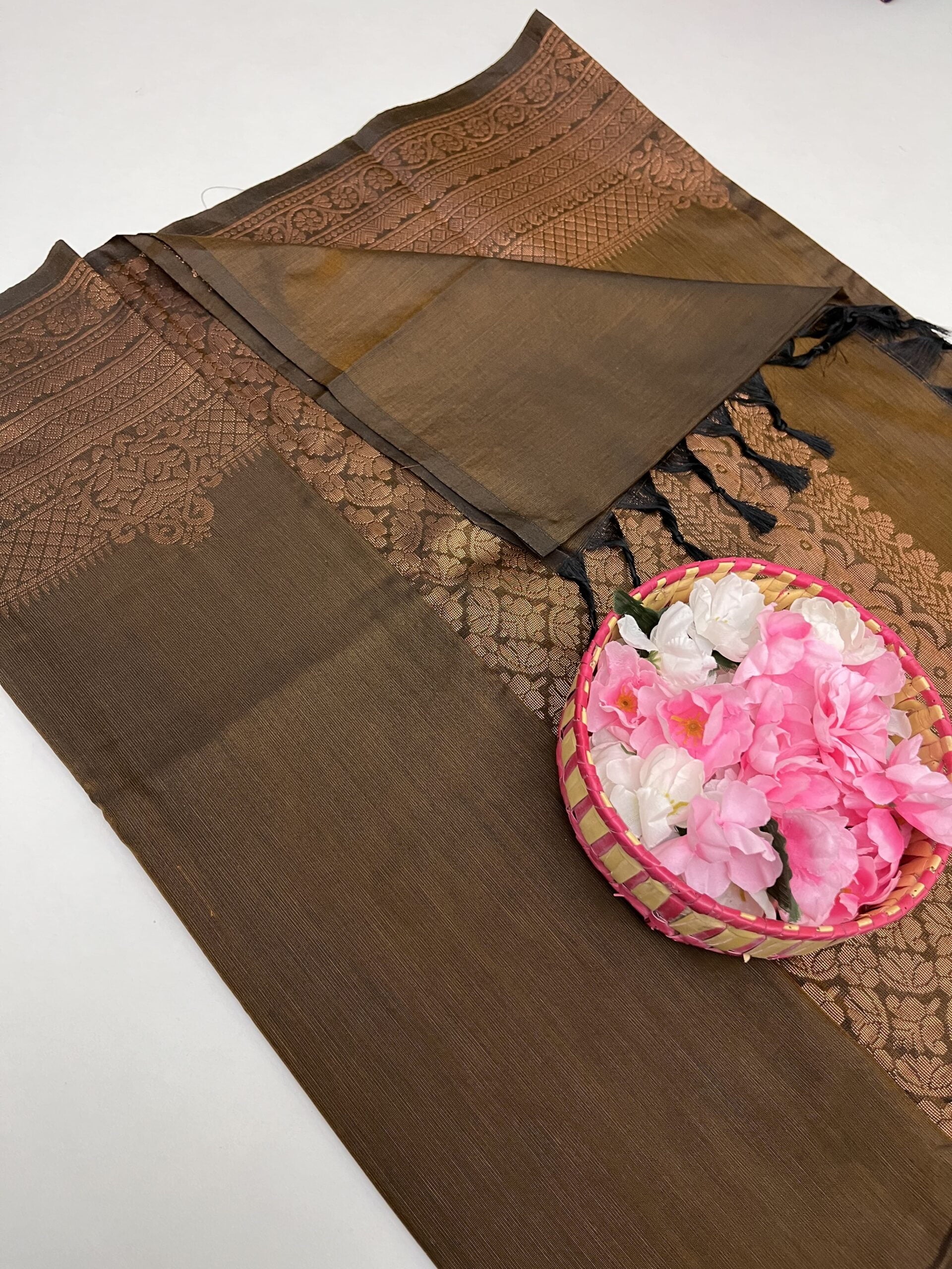 Soft Cotton Double side Turning border saree in choclate Brown