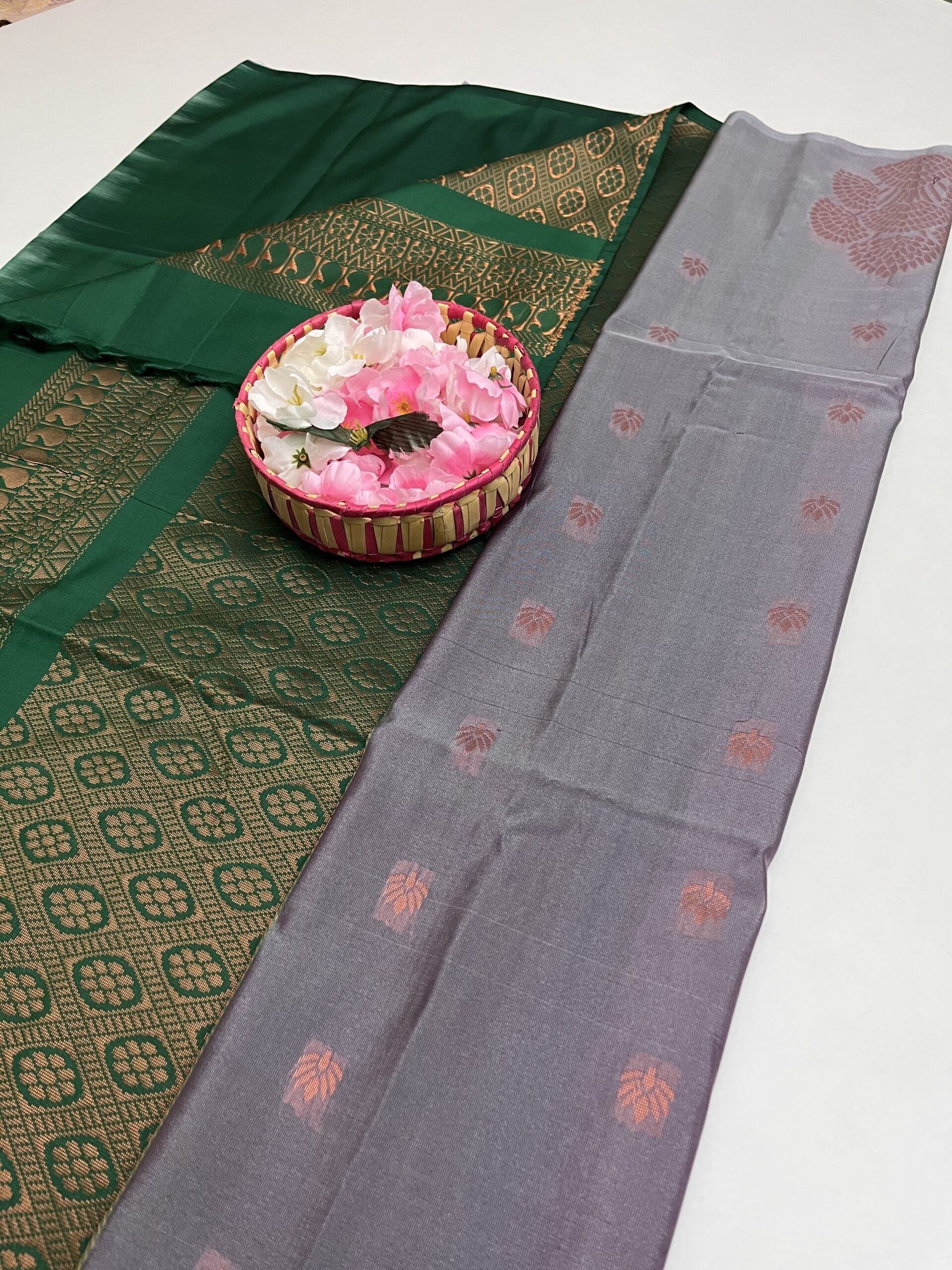 GREYISH PINK & BOTTEL GREEN - SEMI SILK SAREE