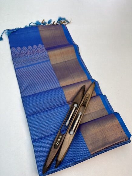 Beautiful Handloom Pure Handloom Soft Silk Vaira Oosi With Blue Color