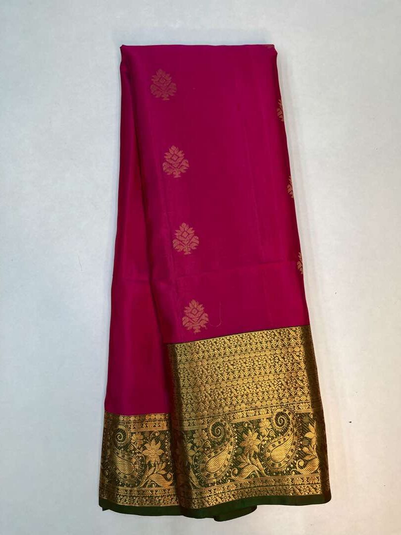 Beautiful Handloom Soft Silk Bhutta saree in Pink with Green