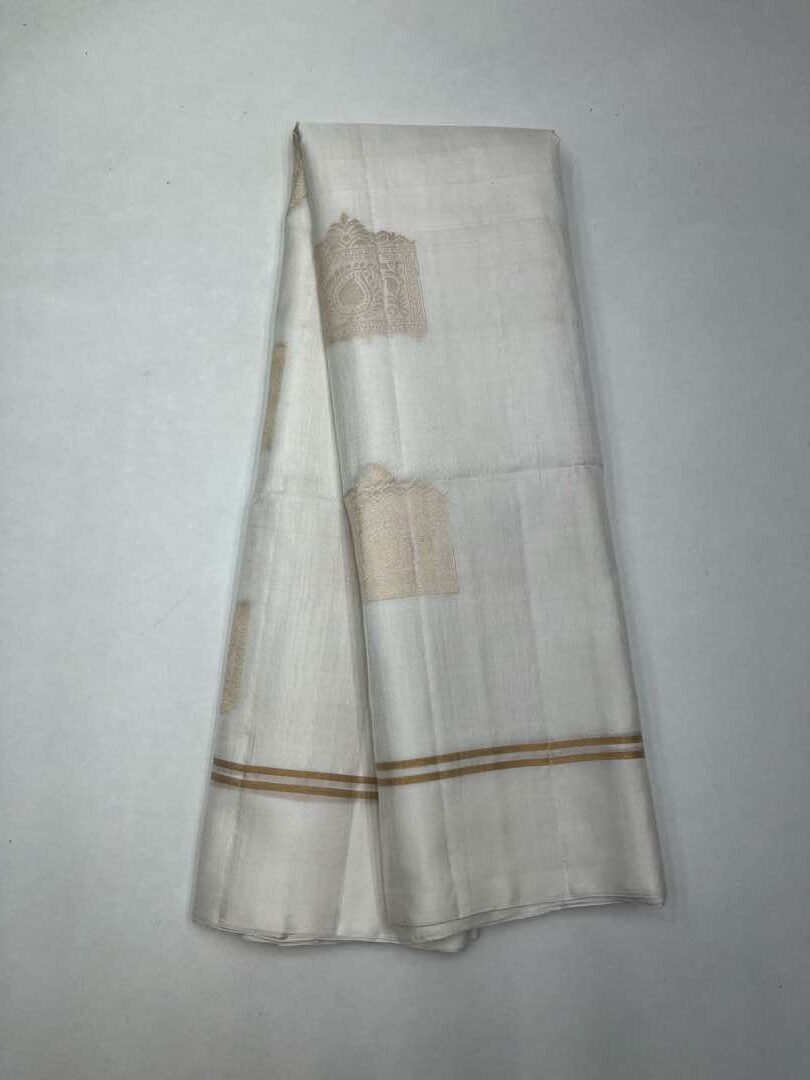 Beautiful Handloom Soft Silk Bhutta saree in Half White