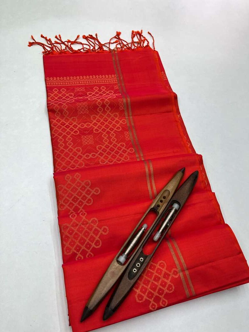 Beautifull Handloom Soft Silk Kolam saree in Pinkish Orange