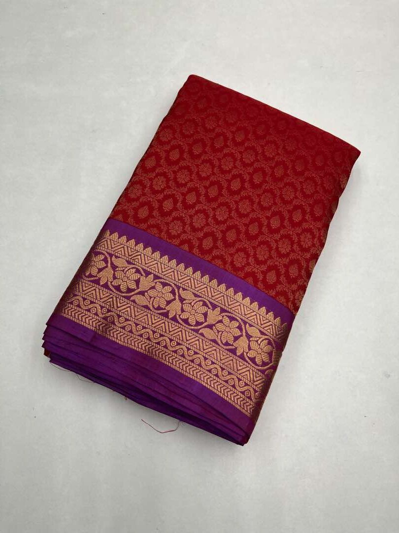 Beautifull Handloom Soft Silk Empose Design saree in Red with Lavender