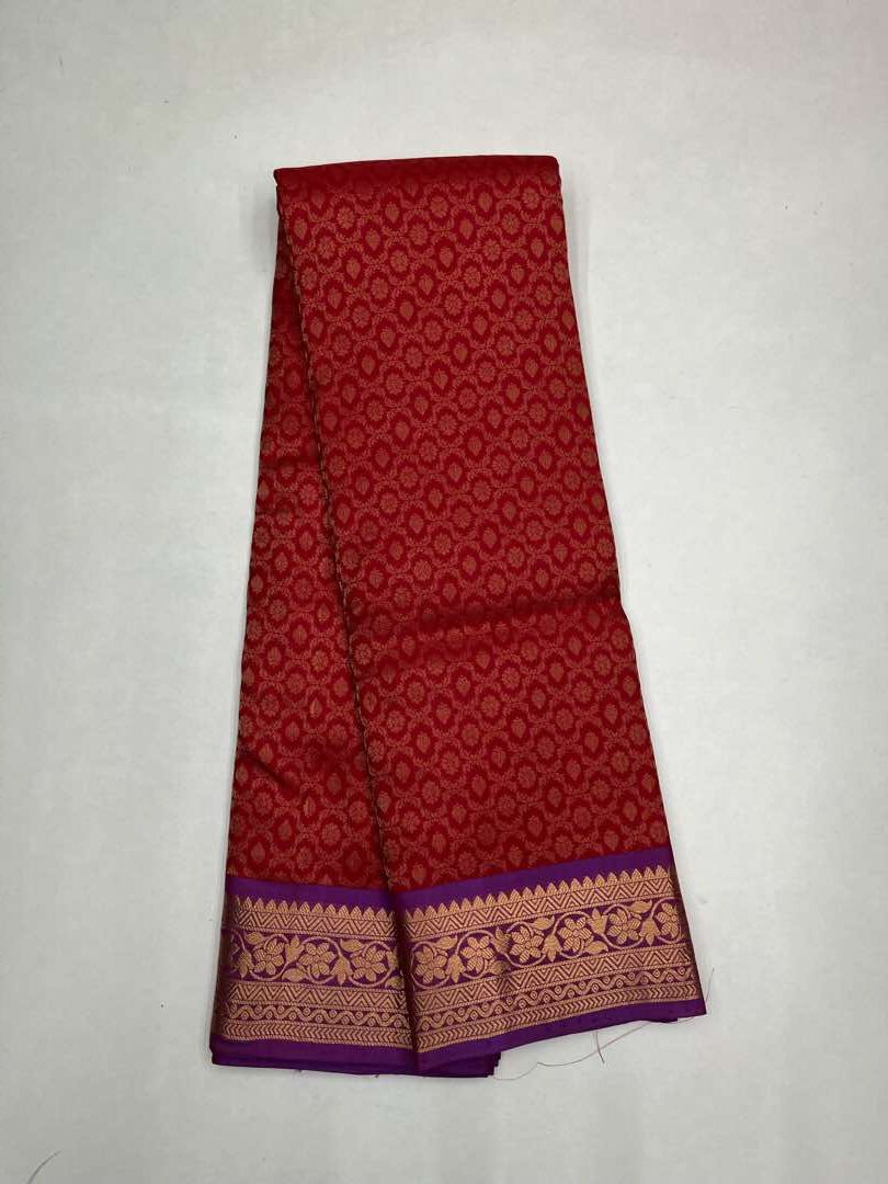 Beautifull Handloom Soft Silk Empose Design saree in Red with Lavender