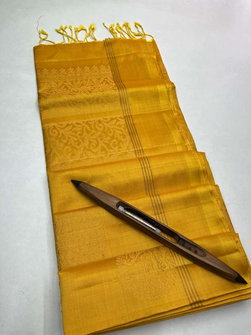 Beautifull Handloom Soft Silk Bhutta saree in Yellow Color