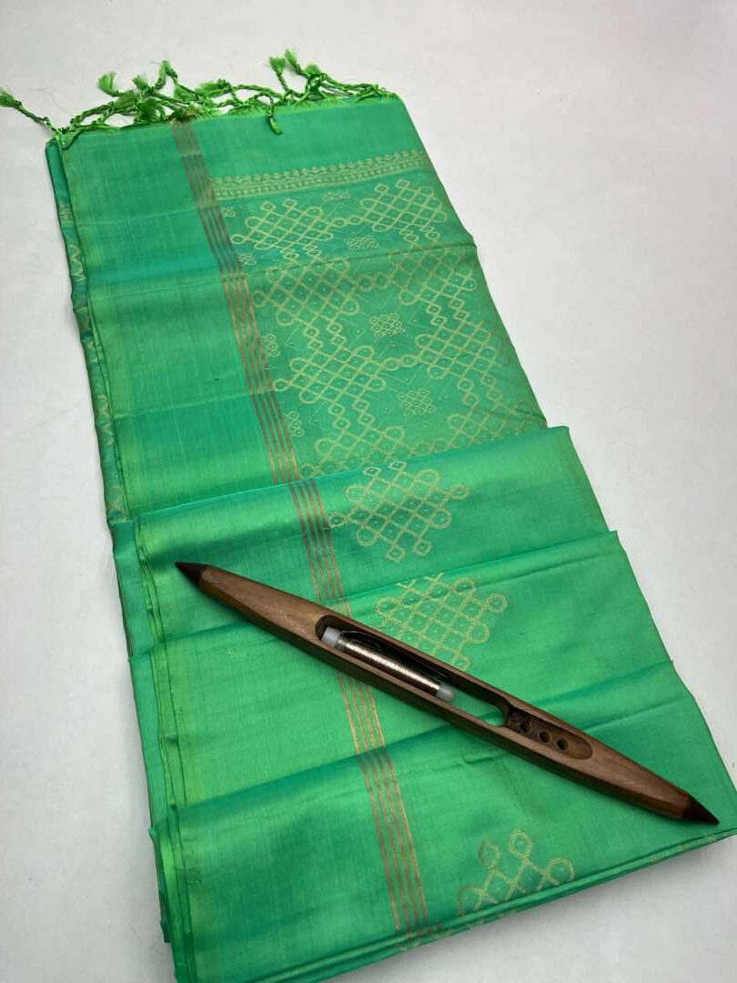 Beautifull Handloom Soft Silk Kolam saree in Aquamarine Blue