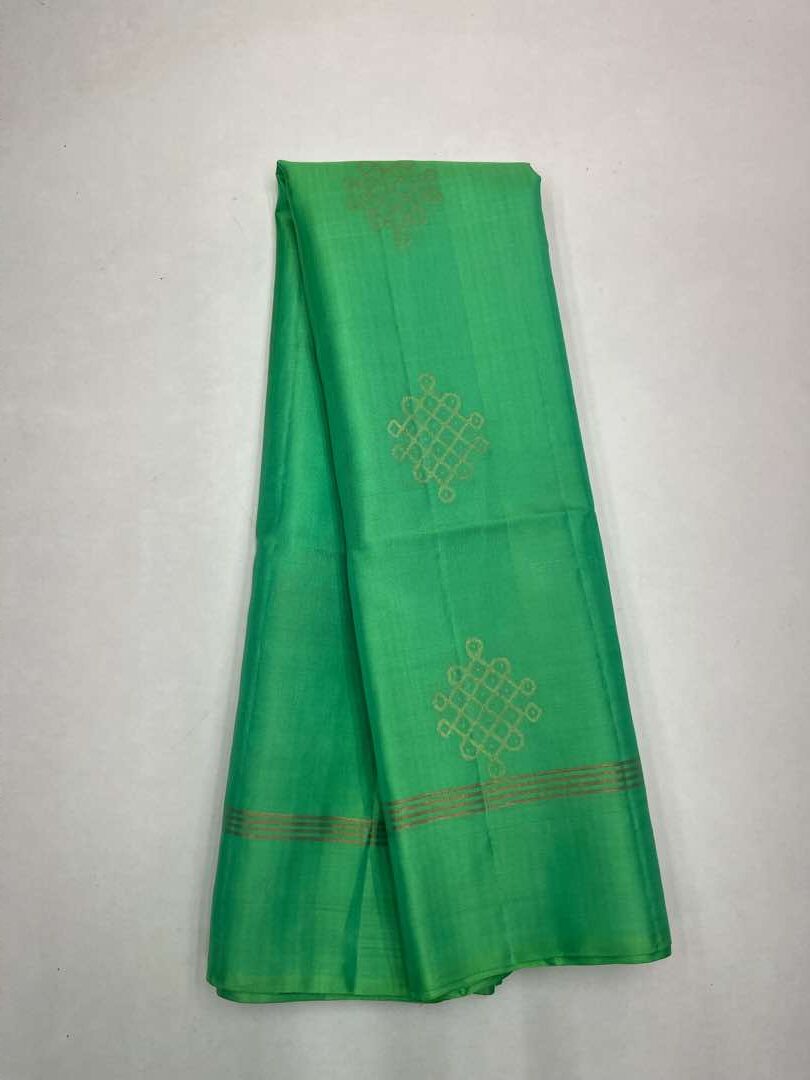 Beautifull Handloom Soft Silk Kolam saree in Aquamarine Blue