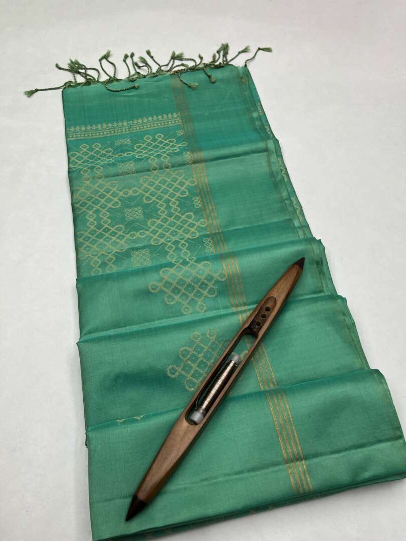 Beautifull Handloom Soft Silk Kolam saree in Mint Green