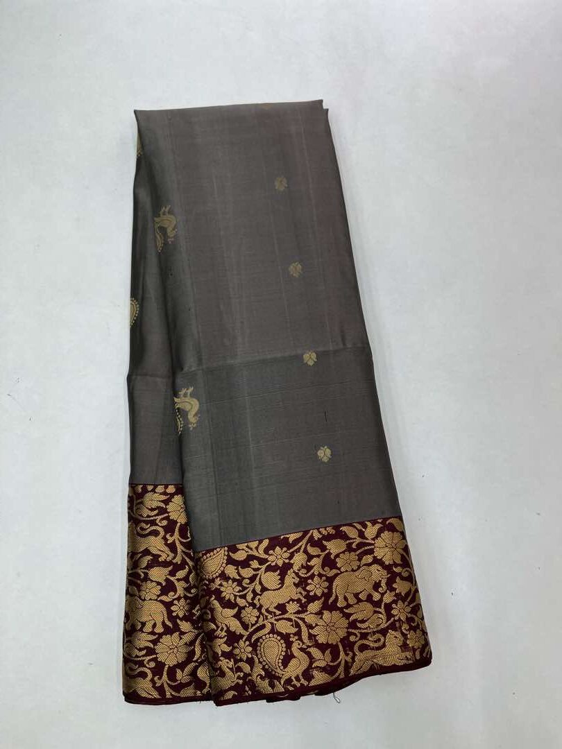 Beautiful Handloom Soft Silk Bhutta saree in Grey with Brown