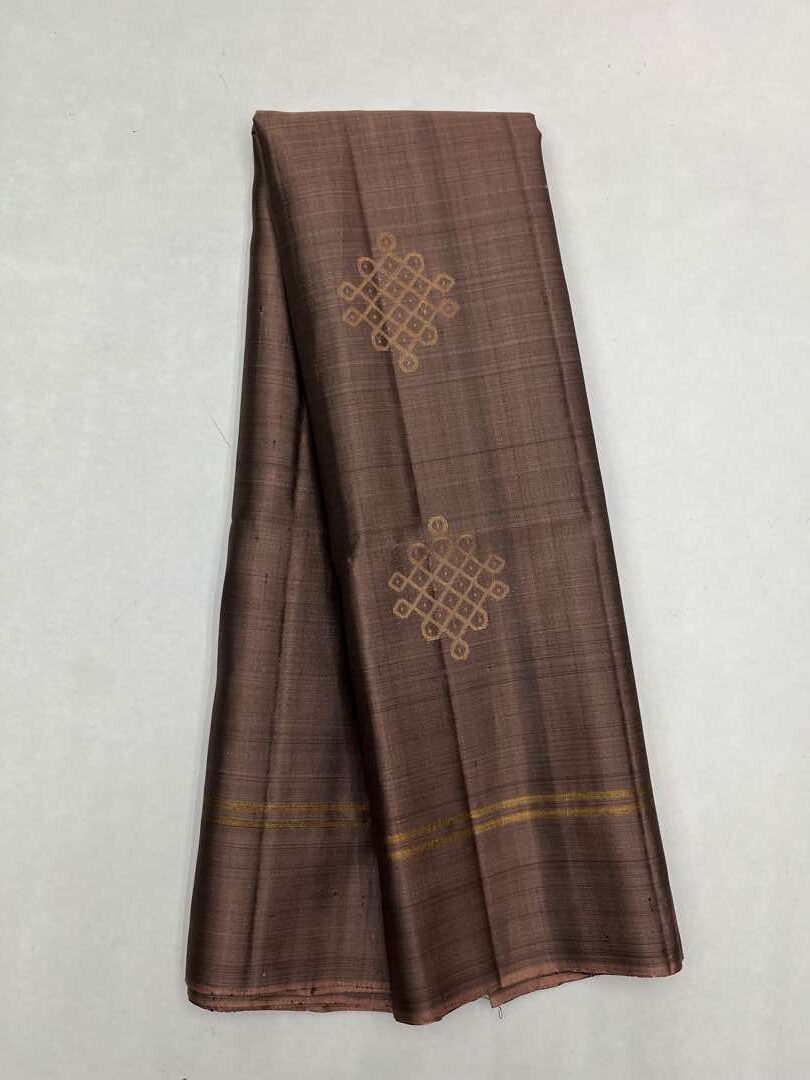 Beautifull Handloom Soft Silk Kolam saree in Chacholate Grey