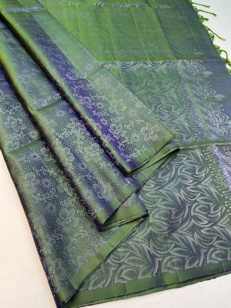 Beautiful Handloom Soft Silk Bridal saree in Green cross blue colour