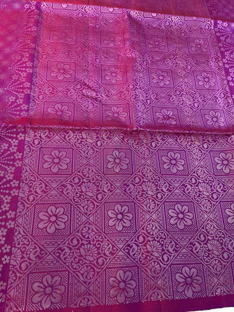 Beautiful Handloom Soft Silk Bridal saree in Purple colour