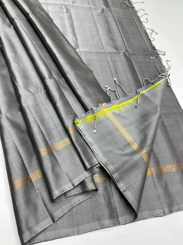 Grey - Soft Silk Plain Saree