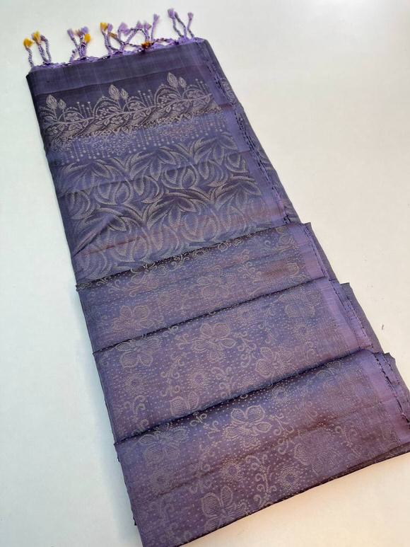 Beautiful Handloom Pure Soft Silk Silver Zari Brocade Saree in Lilac Color